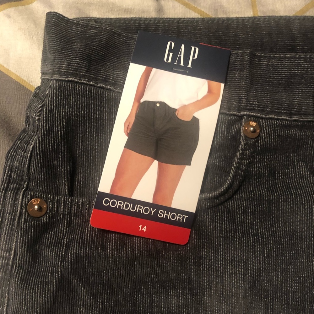 Gap women’s shorts